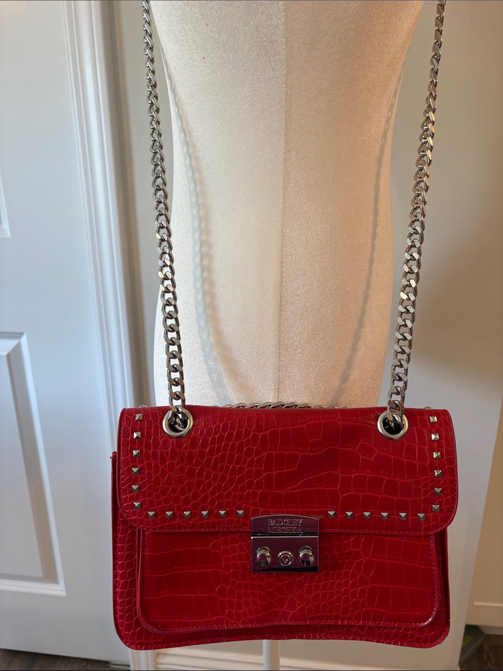 Badgley Mischka Red Croc-Embossed Chain Shoulder Bag with Silver Hardware